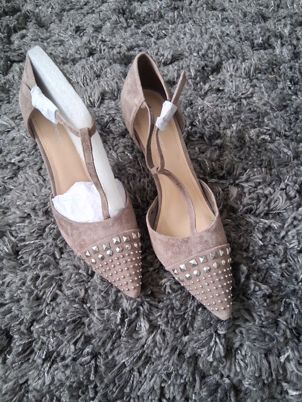 BCBGMaxAzria Taupe Suede Pointed T-Strap Flats with Studs